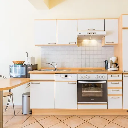 Augusta, 02